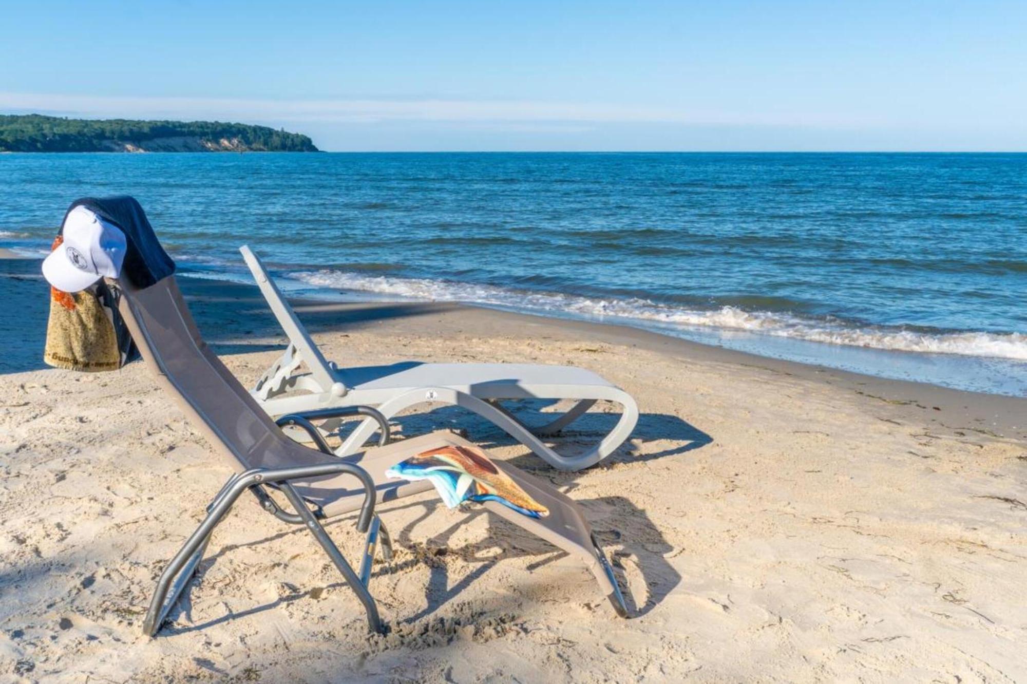 Traumhaftes Appartement Mit Balkon - Odins Blick Wohnung 6 - Mit Privatstrand, Sauna Lobbe Exteriör bild